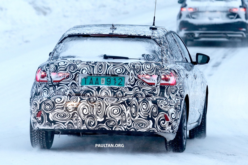 SPIED: 2019 Audi A1 – to get 300 hp RS1 in the future? 770015