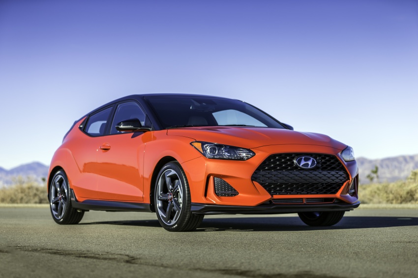 2019 Hyundai Veloster debuts at Detroit Auto Show – new N performance model joins the range with 275 hp 762822