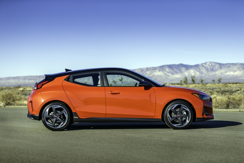 2019 Hyundai Veloster debuts at Detroit Auto Show – new N performance model joins the range with 275 hp 762827