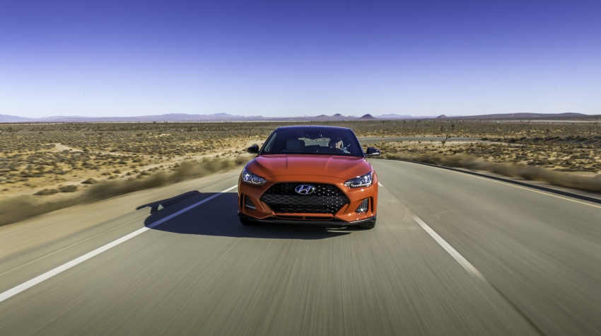 2019 Hyundai Veloster debuts at Detroit Auto Show – new N performance model joins the range with 275 hp 762852