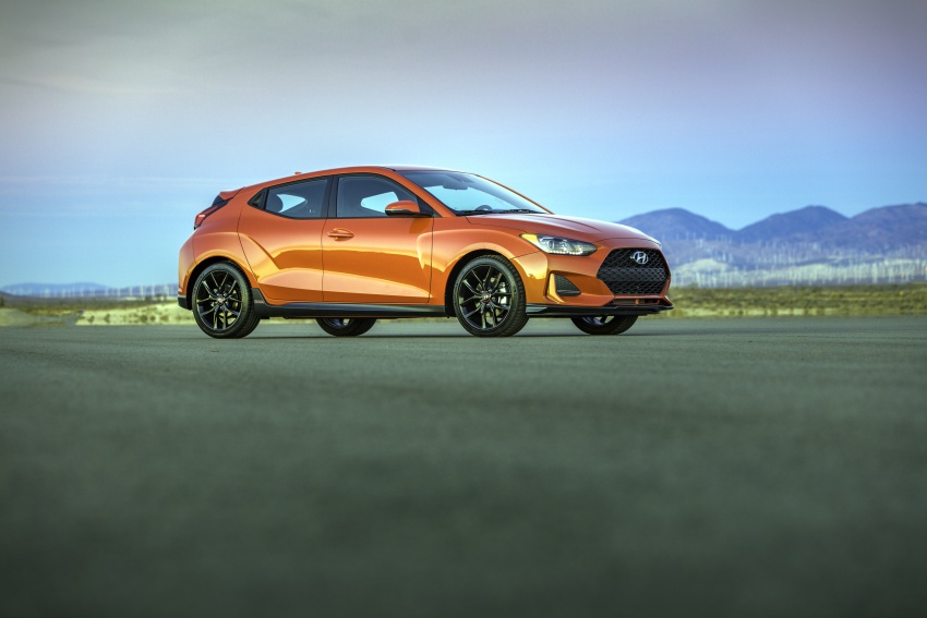 2019 Hyundai Veloster debuts at Detroit Auto Show – new N performance model joins the range with 275 hp 762875