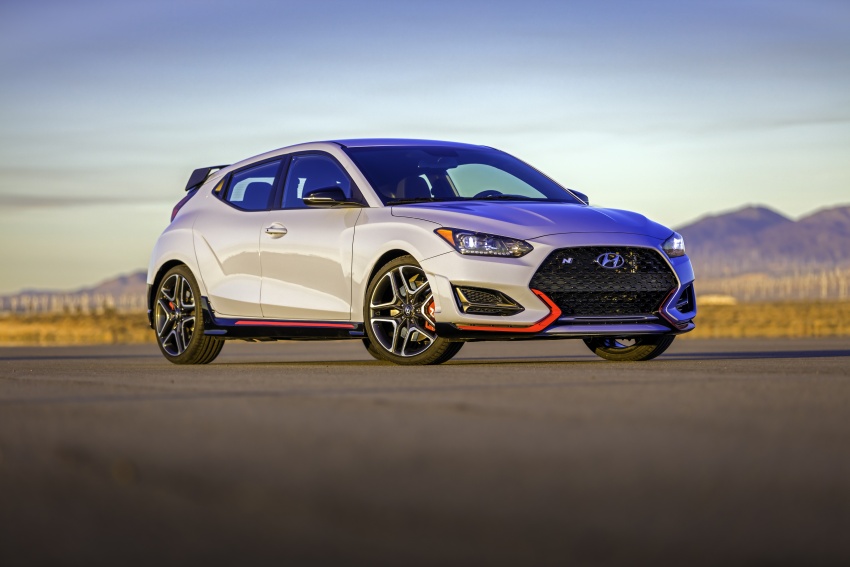 2019 Hyundai Veloster debuts at Detroit Auto Show – new N performance model joins the range with 275 hp 762899