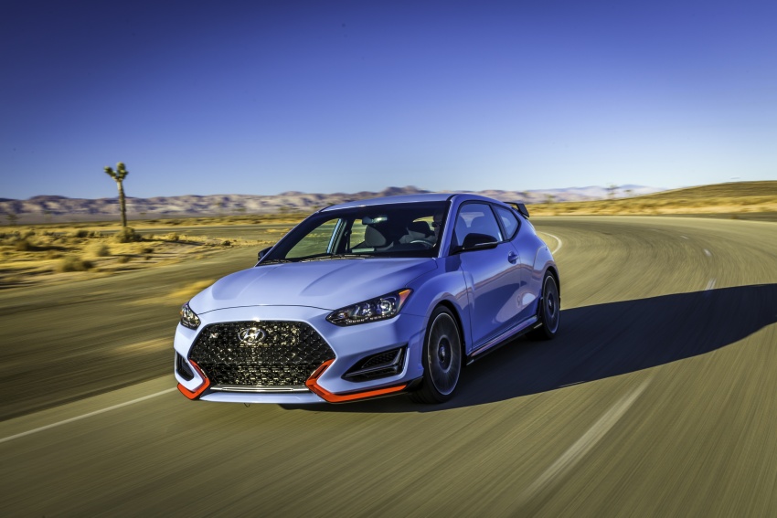 2019 Hyundai Veloster debuts at Detroit Auto Show – new N performance model joins the range with 275 hp 762915