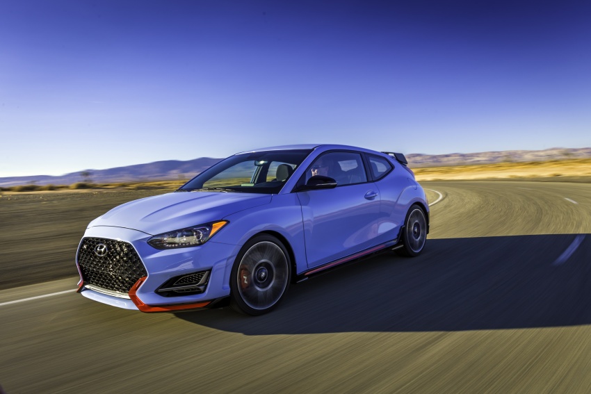 2019 Hyundai Veloster debuts at Detroit Auto Show – new N performance model joins the range with 275 hp 762916