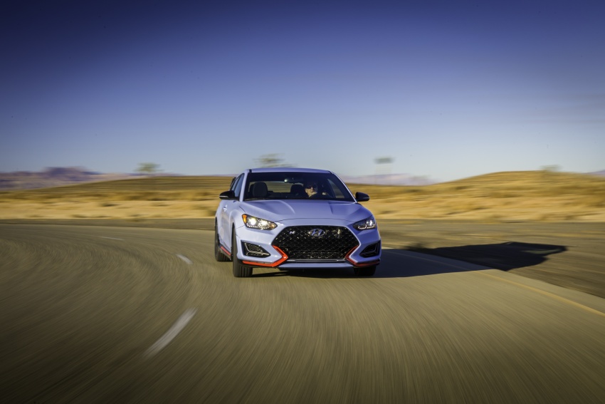 2019 Hyundai Veloster debuts at Detroit Auto Show – new N performance model joins the range with 275 hp 762919