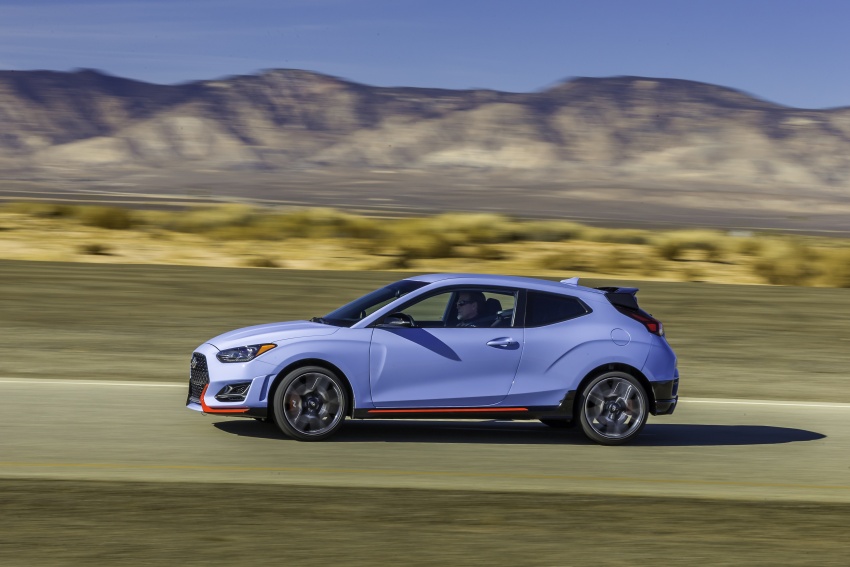 2019 Hyundai Veloster debuts at Detroit Auto Show – new N performance model joins the range with 275 hp 762920