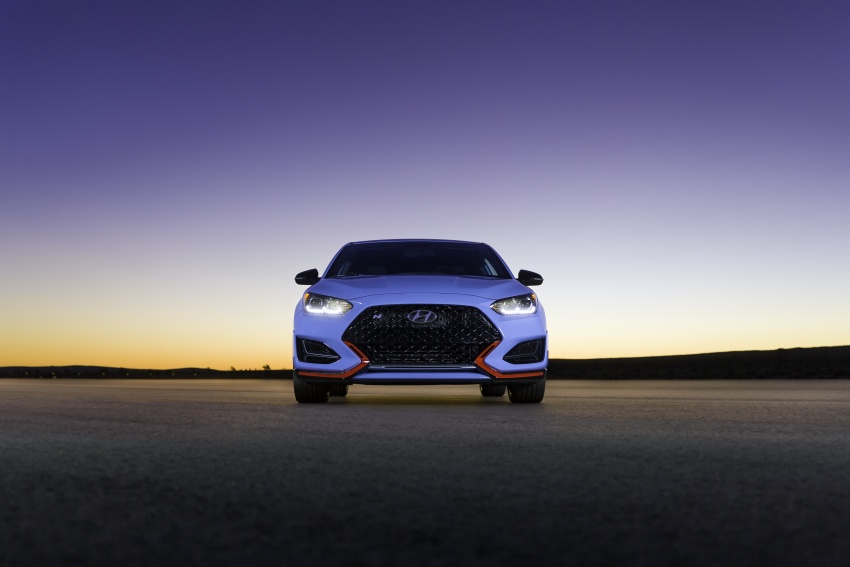 2019 Hyundai Veloster debuts at Detroit Auto Show – new N performance model joins the range with 275 hp 762950