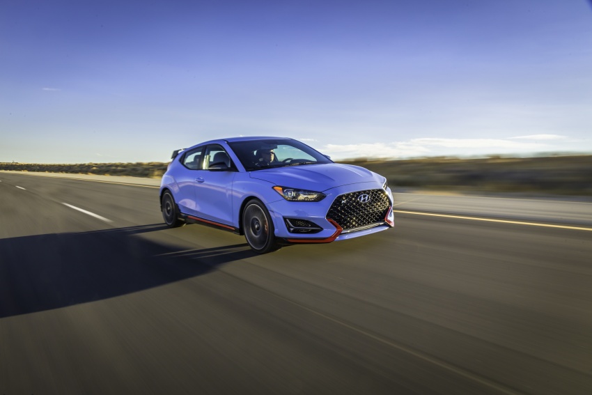 2019 Hyundai Veloster debuts at Detroit Auto Show – new N performance model joins the range with 275 hp 762894