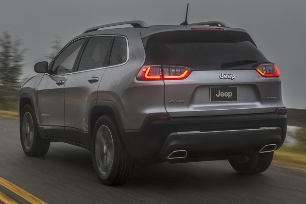 2019 Jeep Cherokee fully revealed – new 2.0L turbo