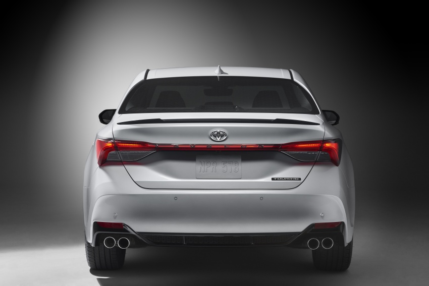 2019 Toyota Avalon – aggressive large sedan debuts 763265