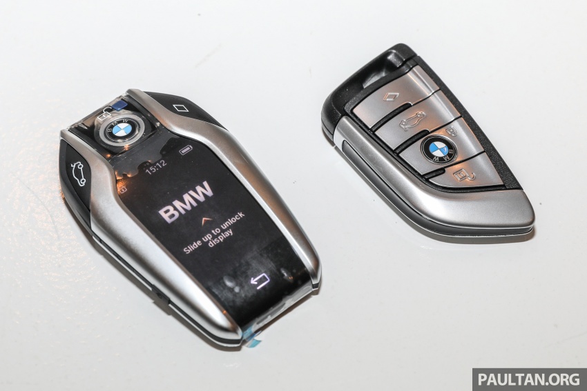 GALLERY: BMW 530e iPerformance plug-in vs 530i Image #769775