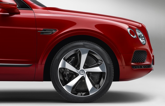 Bentley Bentayga V8 – 550 PS, 770 Nm, carbon brakes