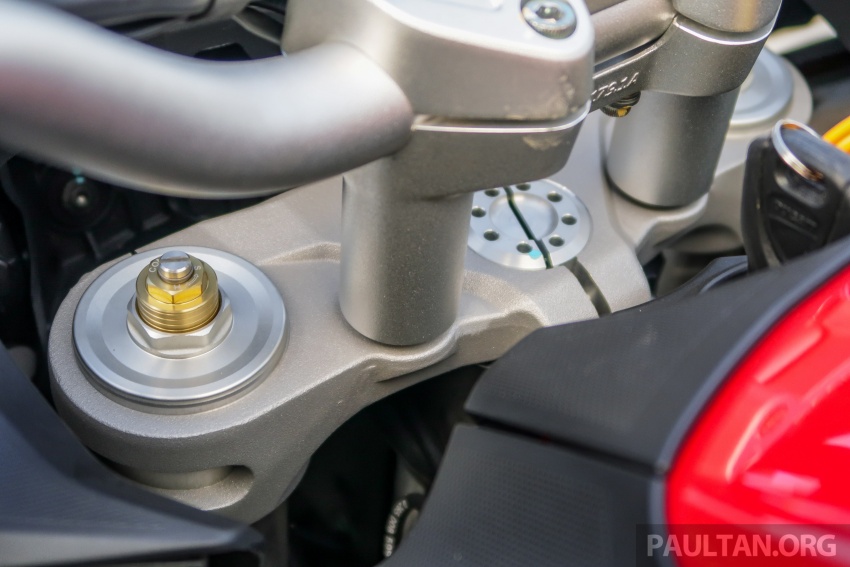 TUNGGANG UJI: Ducati Multistrada 950 – tidak seliar abangnya, mudah dikawal termasuk di jalan offroad 771634