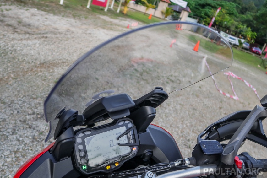 TUNGGANG UJI: Ducati Multistrada 950 – tidak seliar abangnya, mudah dikawal termasuk di jalan offroad 771638