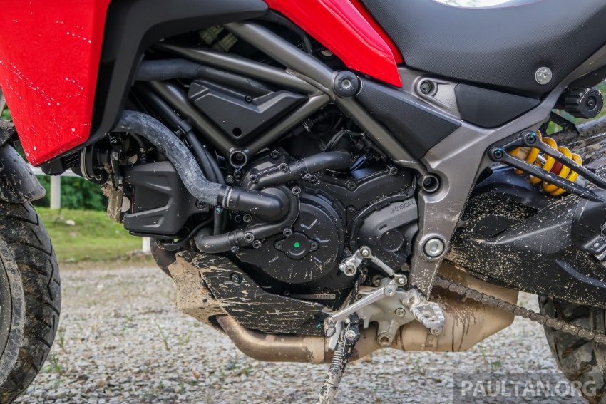 TUNGGANG UJI: Ducati Multistrada 950 – tidak seliar abangnya, mudah dikawal termasuk di jalan offroad 771647