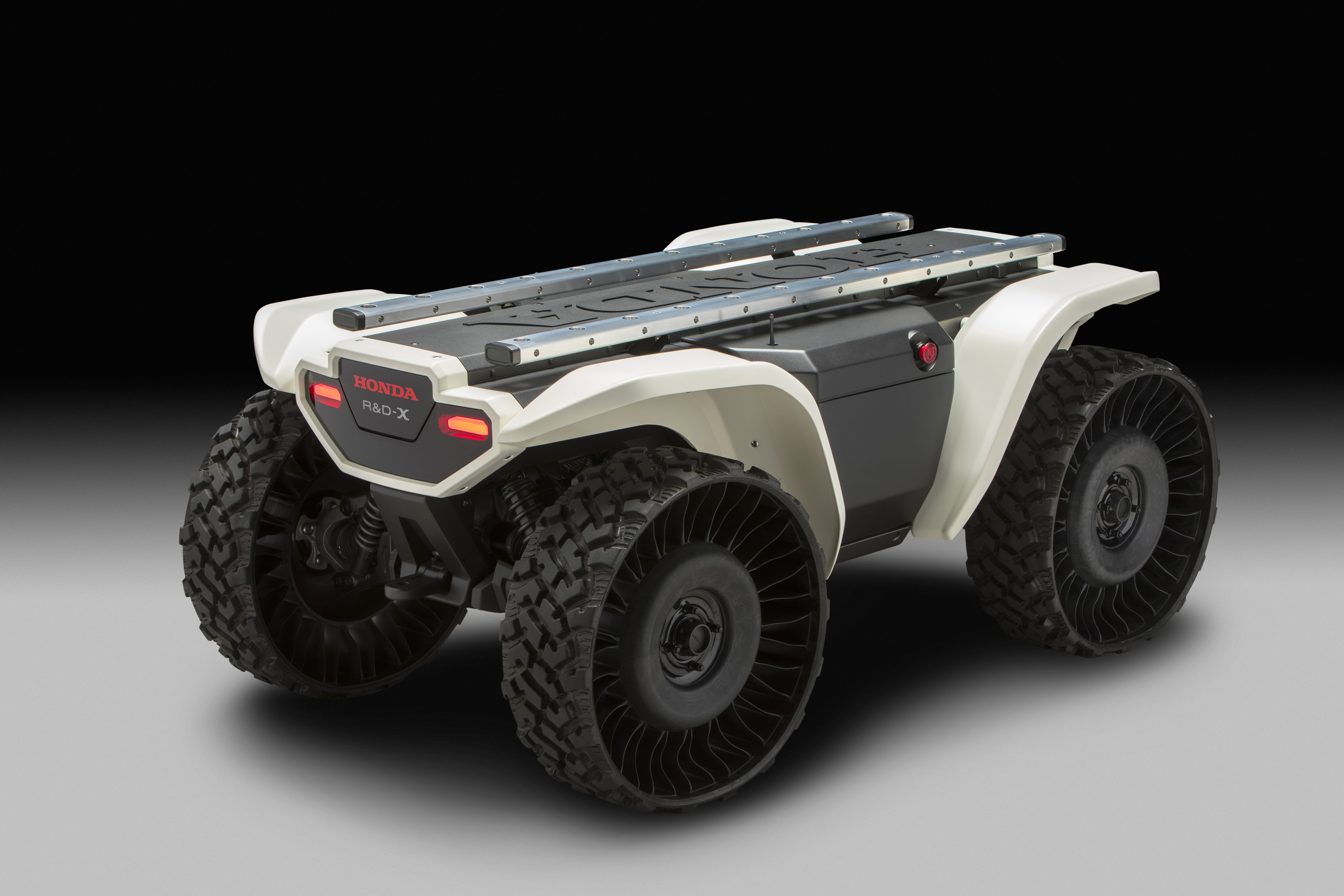 Honda 3E-D18 – robot autonomous 4WD kuasa elektrik