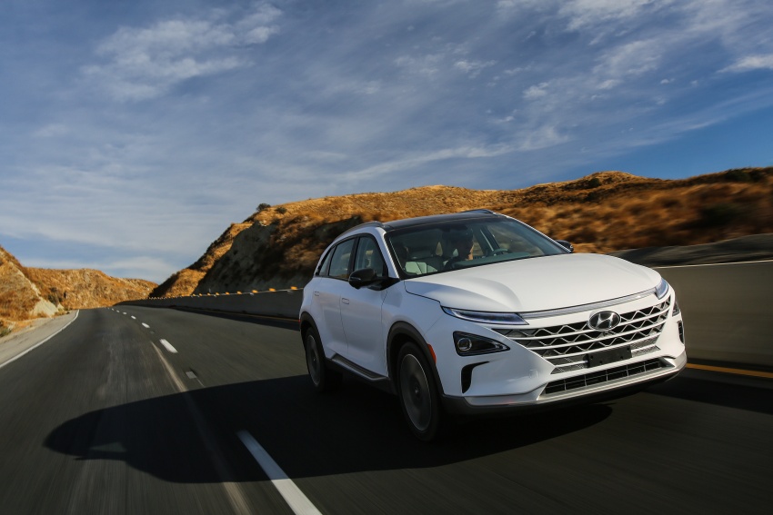 Hyundai Nexo – hydrogen fuel cell EV debuts at CES Image #758247