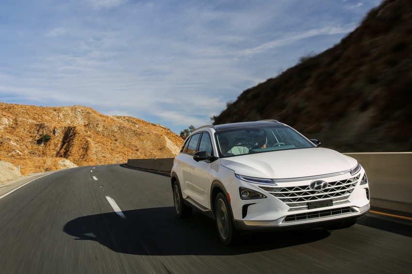 Hyundai Nexo – hydrogen fuel cell EV debuts at CES Image #758248