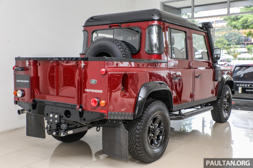 Land Rover Defender – final commemorative edition of 12 units introduced in Malaysia, three special colours 767827