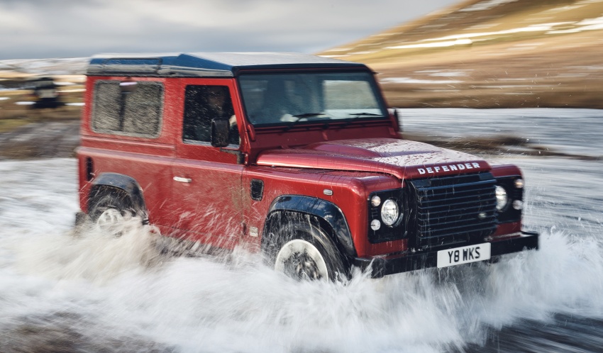 Land Rover Defender Works V8 – 150-unit special run 765846