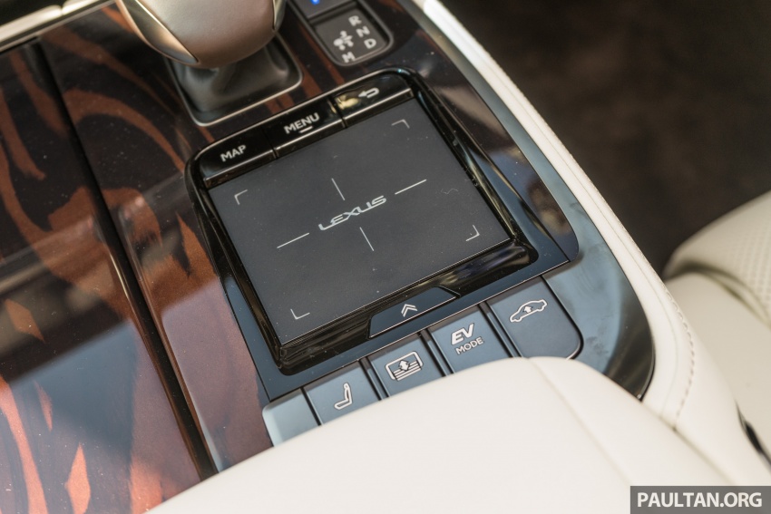 DRIVEN: 2018 Lexus LS – we test its semi-autonomous driving features on the highways of Yokohama 760456