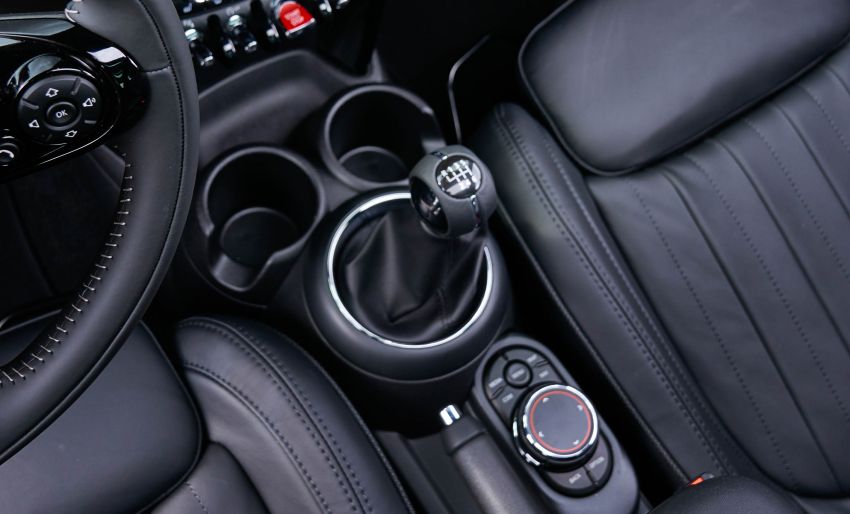 2018 MINI hatchback, convertible facelift debuts in Detroit – revised engines, transmission options 760083