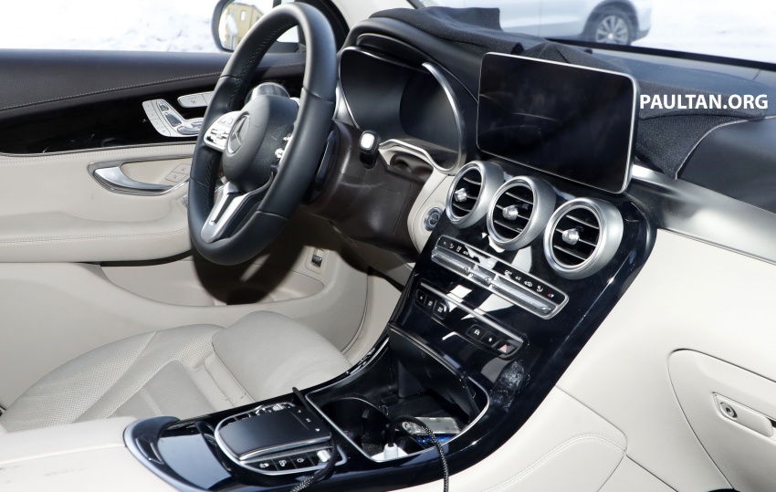 SPYSHOTS: Mercedes-Benz GLC facelift interior seen 766646