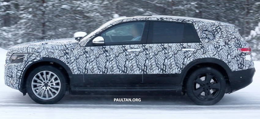 SPIED: Mercedes-Benz EQ C wearing production body 766943