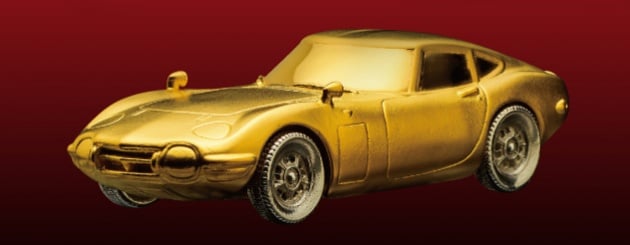 Toyota 2000GT dari emas 24 karat, berharga RM46,312