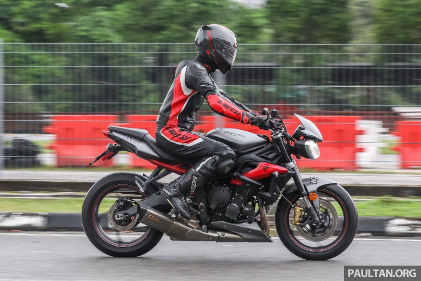 REVIEW: Triumph Street Triple 765RS, 765S and 675R 764747