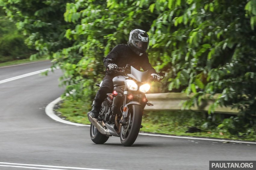 REVIEW: Triumph Street Triple 765RS, 765S and 675R 764751