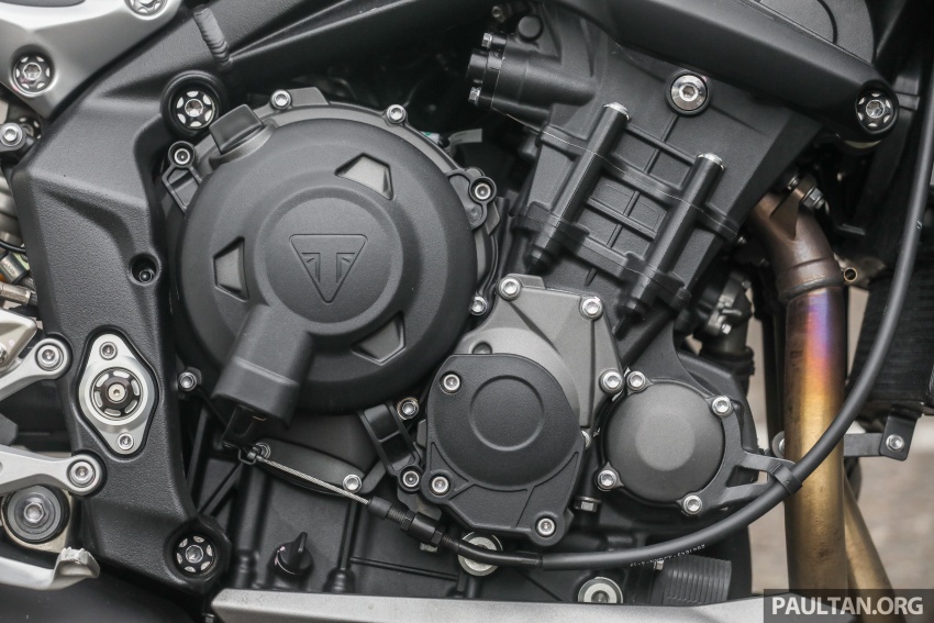 REVIEW: Triumph Street Triple 765RS, 765S and 675R 764129