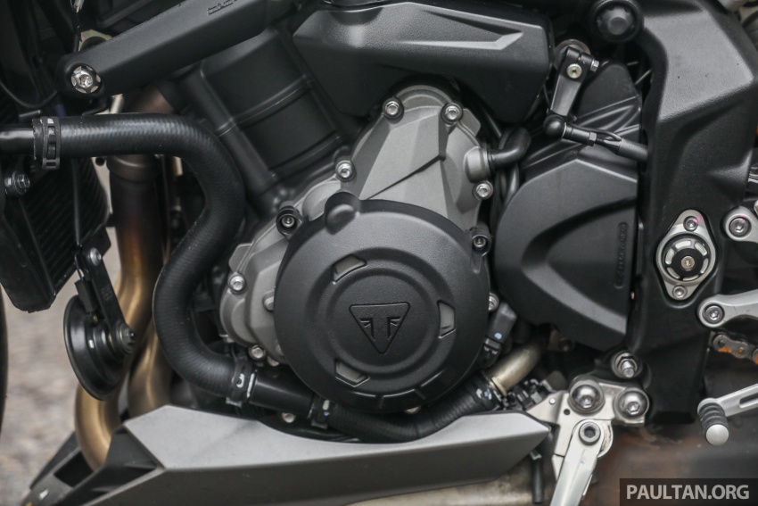 REVIEW: Triumph Street Triple 765RS, 765S and 675R 764130