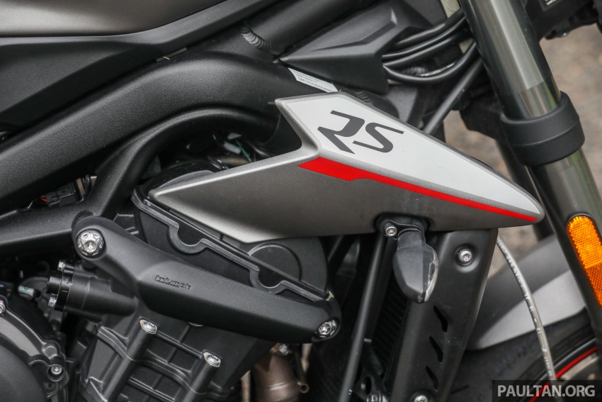 REVIEW: Triumph Street Triple 765RS, 765S and 675R 764131