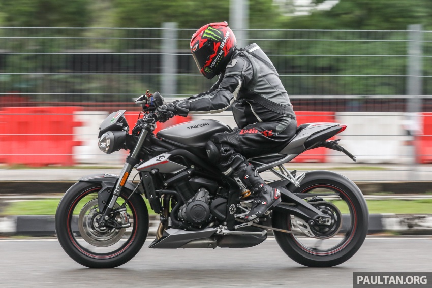 REVIEW: Triumph Street Triple 765RS, 765S and 675R 764145