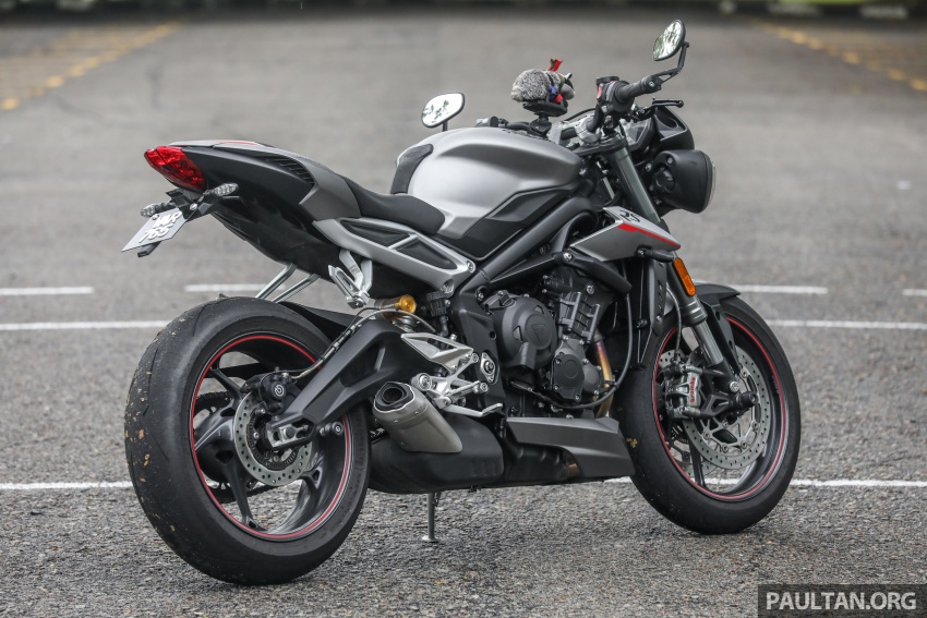 REVIEW: Triumph Street Triple 765RS, 765S and 675R 764111
