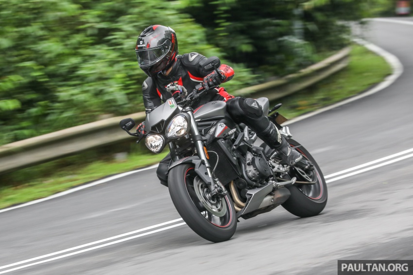 REVIEW: Triumph Street Triple 765RS, 765S and 675R 764157