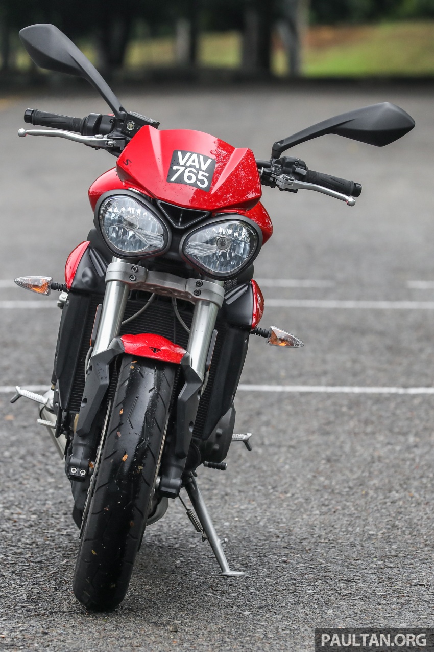REVIEW: Triumph Street Triple 765RS, 765S and 675R 764785