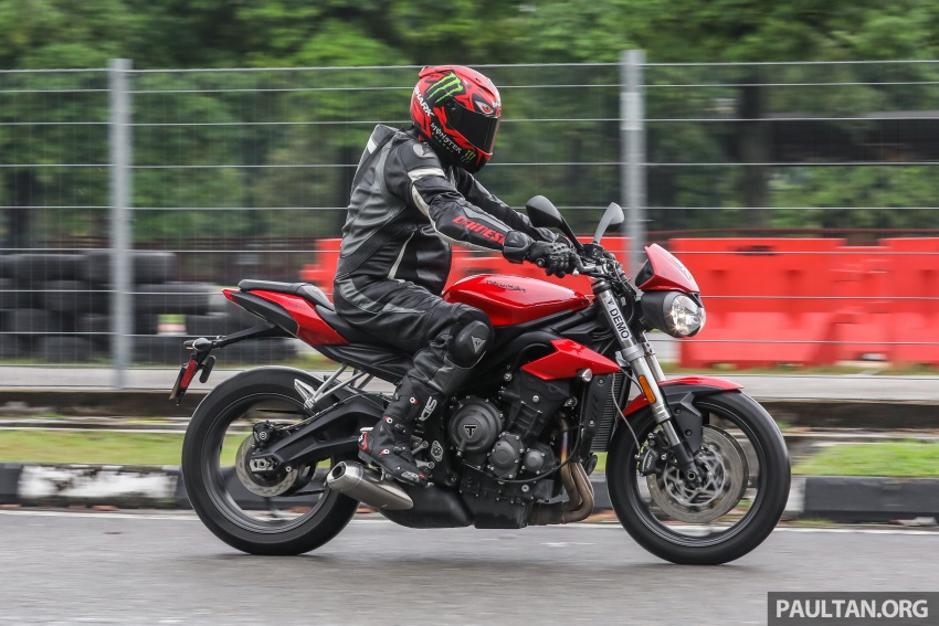 REVIEW: Triumph Street Triple 765RS, 765S and 675R 764238