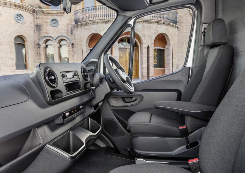 2018 Mercedes-Benz Sprinter – third-gen LCV debuts 776513