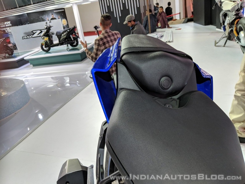 Yamaha YZF-R15 V3 masuk pasaran India – RM7,620 777032