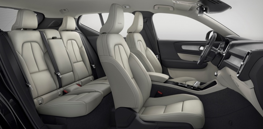 Volvo perkenal XC40 T3 -Drive-E 1.5 liter turbo, tiga-silinder 156 hp/265 Nm- bersama pakej Inscription 780383