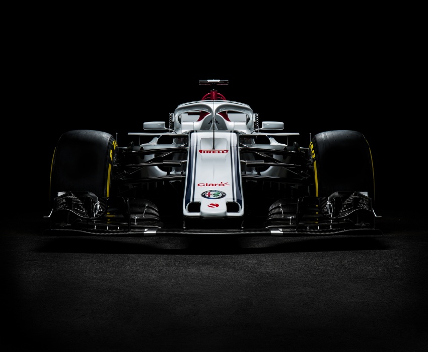 Renault, Sauber and Williams unveil 2018 F1 race cars 782731