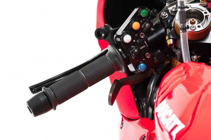 Ducati tunjuk jentera WSBK 2018 – kali terakhir guna Panigale R enjin V-twin, sebelum diganti Panigale V4 778007