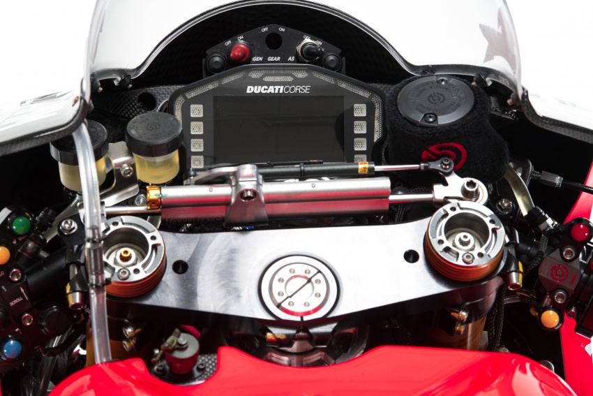 Ducati tunjuk jentera WSBK 2018 – kali terakhir guna Panigale R enjin V-twin, sebelum diganti Panigale V4 778012