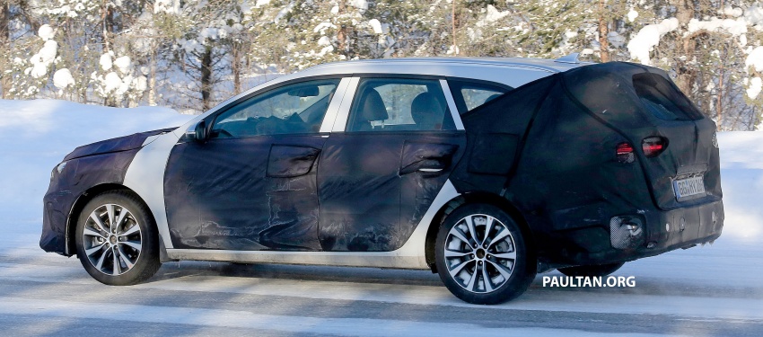 SPYSHOTS: Kia Ceed station wagon runs winter trials 784264