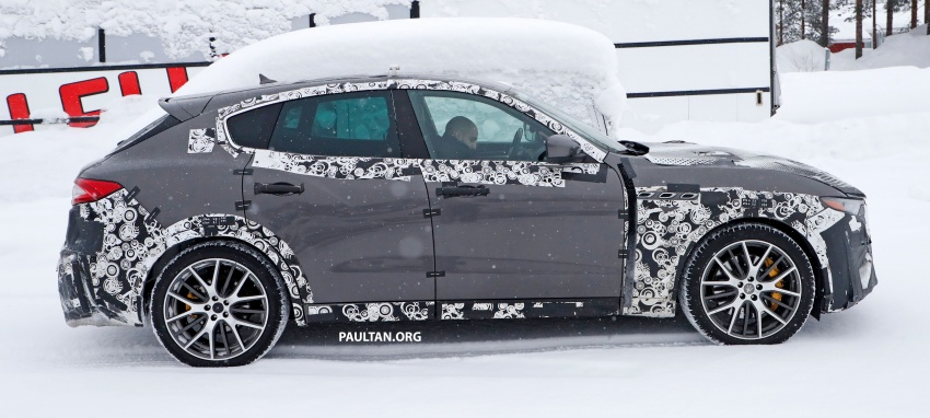 SPYSHOTS: Maserati Levante GTS does winter testing 778531