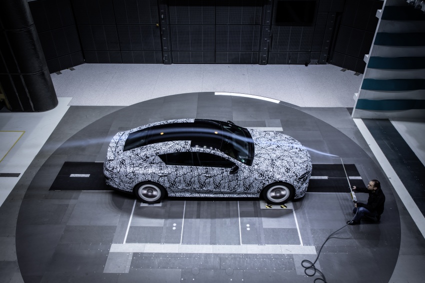 Mercedes-AMG teases its four-door GT before Geneva 780912