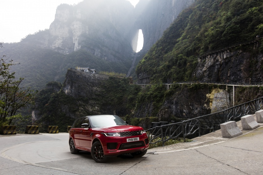 Range Rover Sport PHEV climbs China’s Dragon Road and Heaven’s Gate – 99 turns, 999 steps, 45 degrees 778091