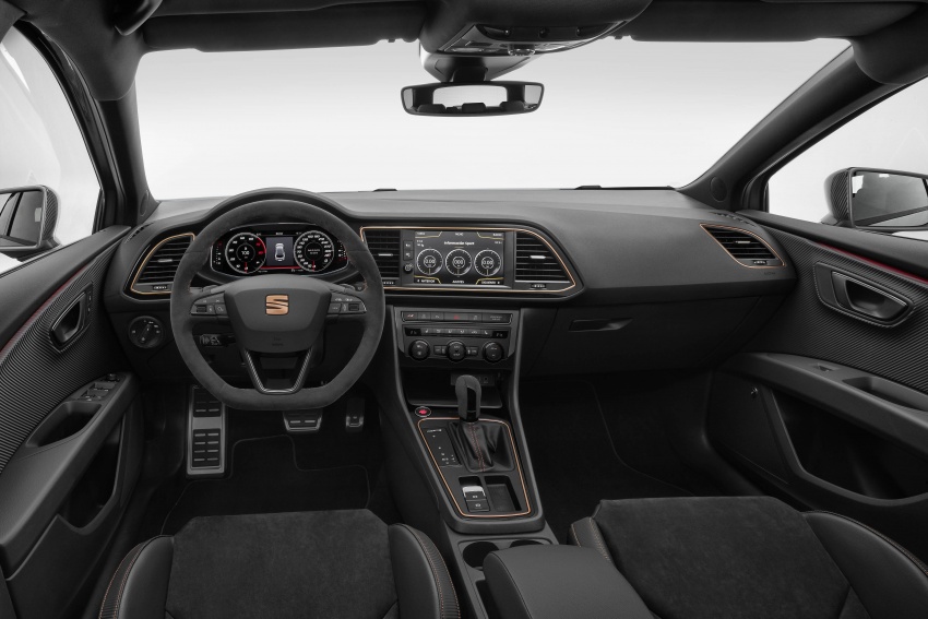 Seat Leon Cupra R ST – 300 PS estate gets unveiled 782942